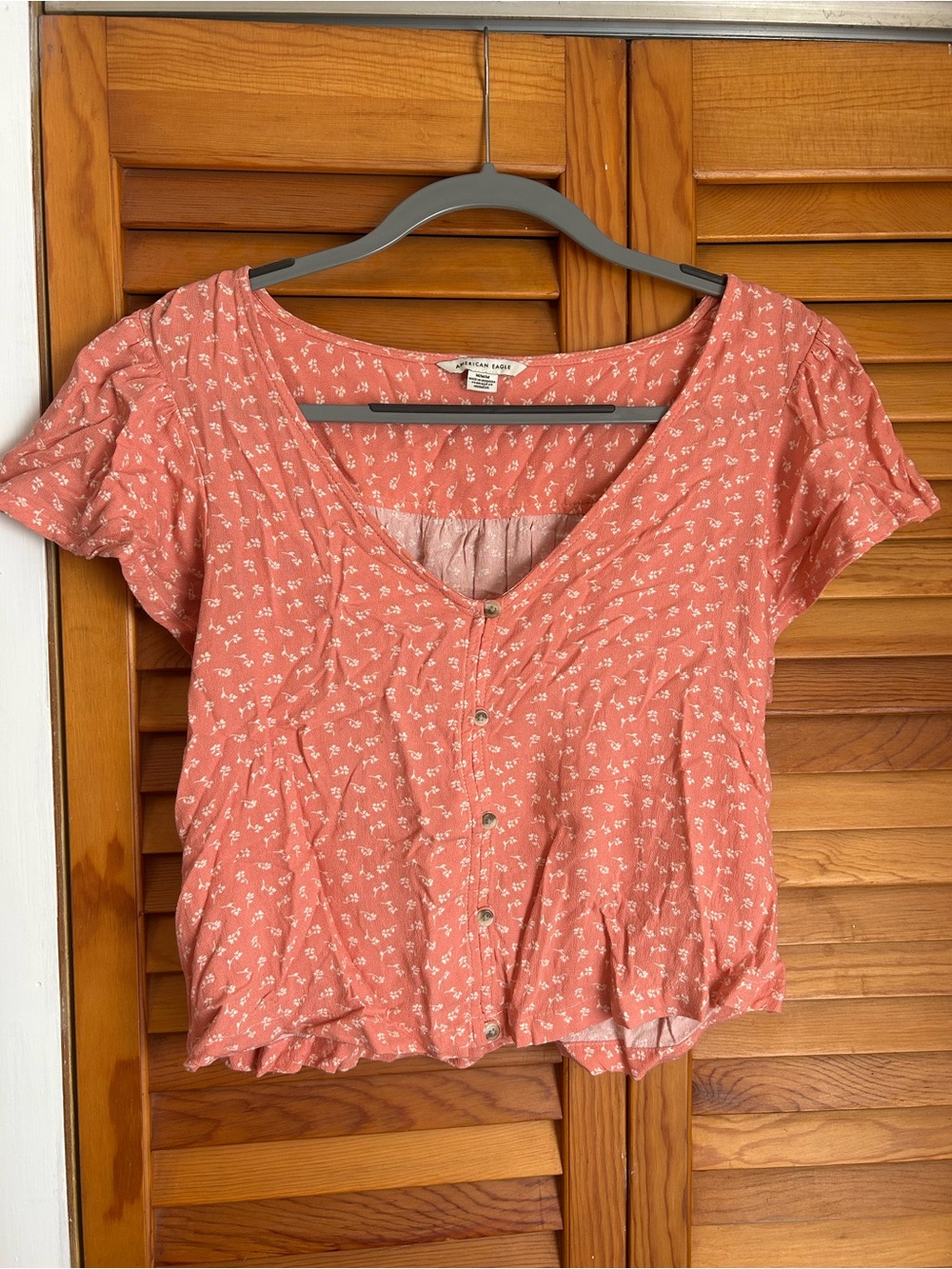 American Eagle Outfitters Coral Pink Floral Button-Front Peplum Top